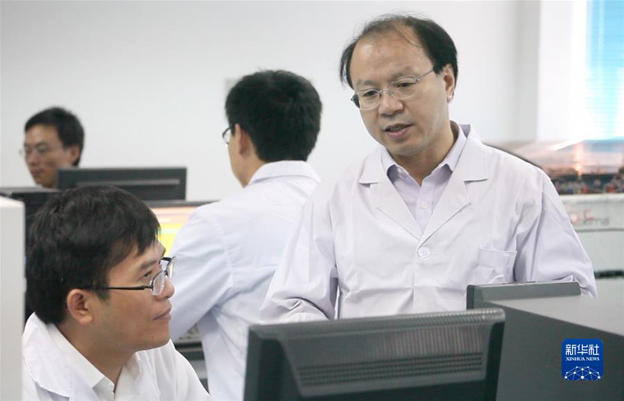（新華全媒頭條·六中全會精神在基層·圖文互動）（7）勇攀高峰，為實現高水平科技自立自強貢獻力量——各地貫徹黨的十九屆六中全會精神加強科技創新觀察